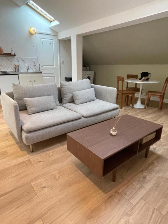 Ferienwohnung Le Nerolii Lyon Exterior foto